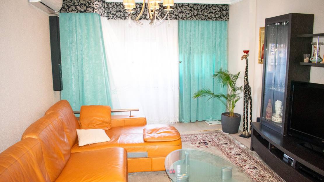 Sale - Apartment - Torrevieja - Torrevieja Centro