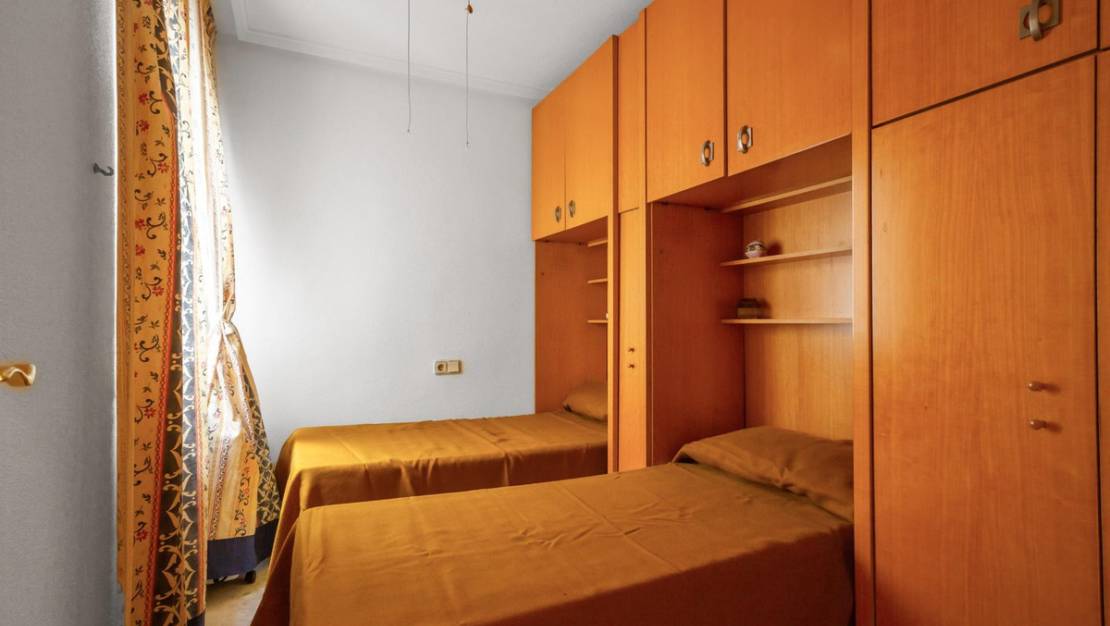 Sale - Apartment - Torrevieja - Torrevieja Centro