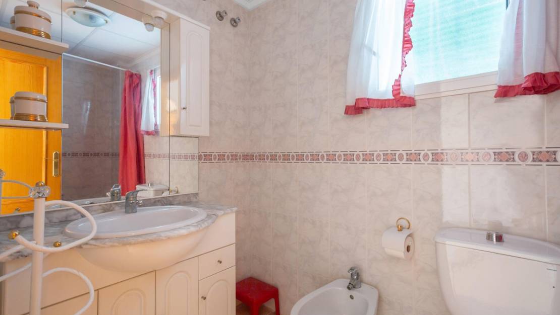 Sale - Apartment - Torrevieja - Torrevieja Centro