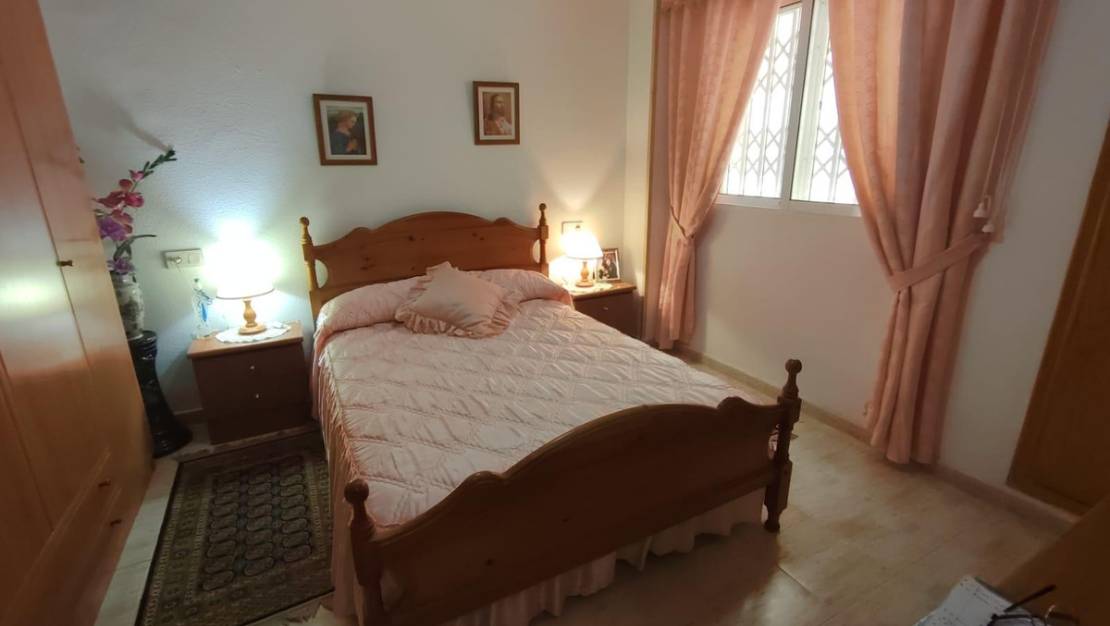 Sale - Apartment - Torrevieja - Torrevieja Centro