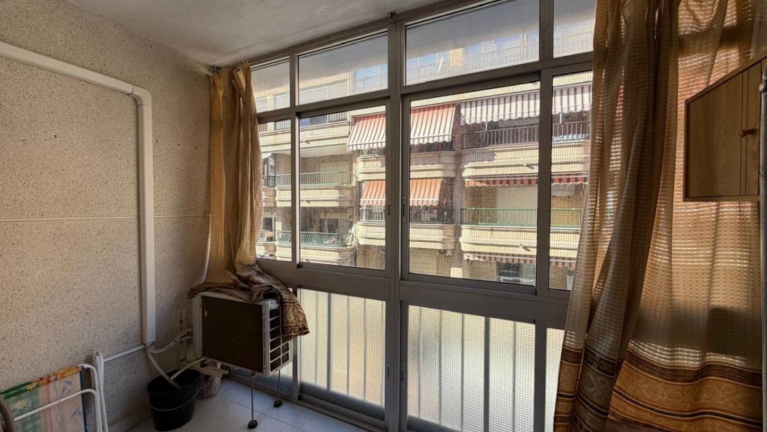 Sale - Apartment - Torrevieja - Torrevieja Centro