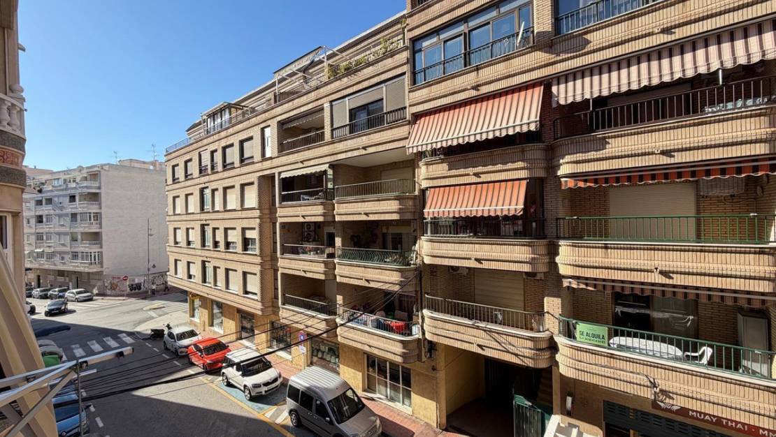 Sale - Apartment - Torrevieja - Torrevieja Centro