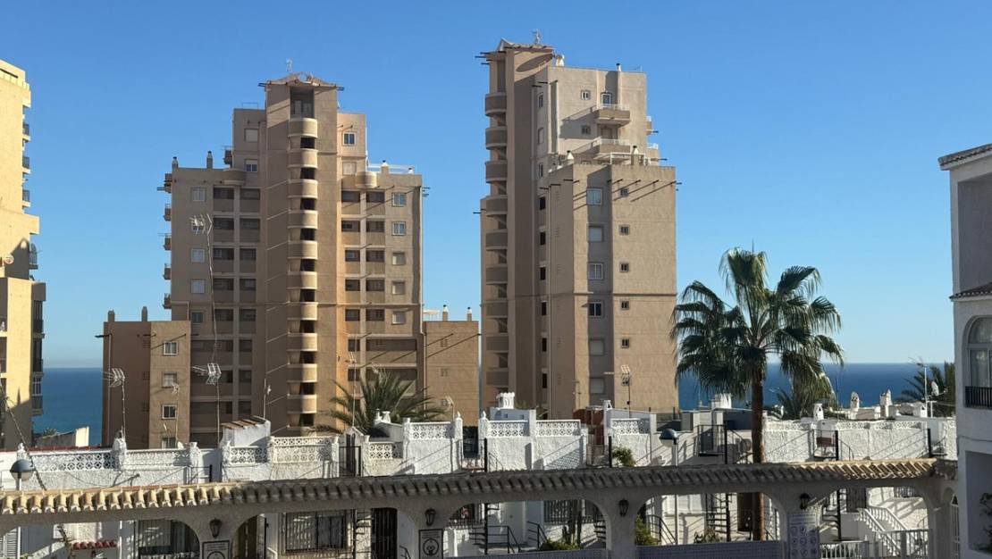 Sale - Apartment - Torrevieja - Torrevieja Centro