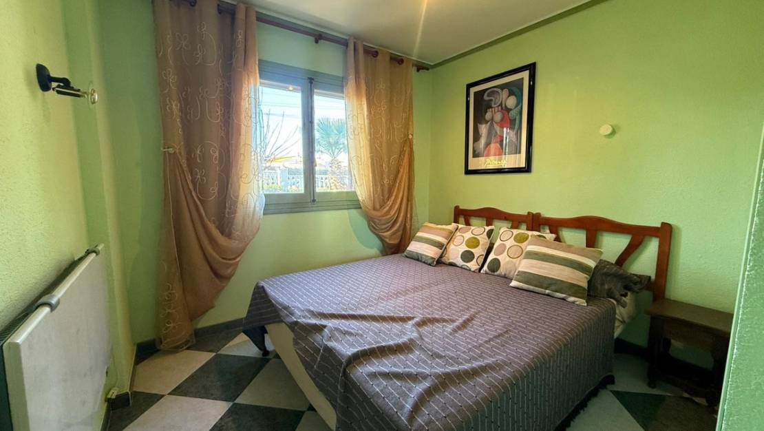 Sale - Apartment - Torrevieja - Torrevieja Centro