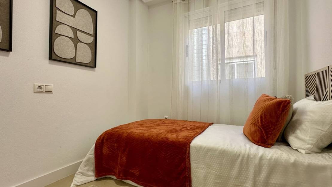 Sale - Apartment - Torrevieja - Torrevieja Centro