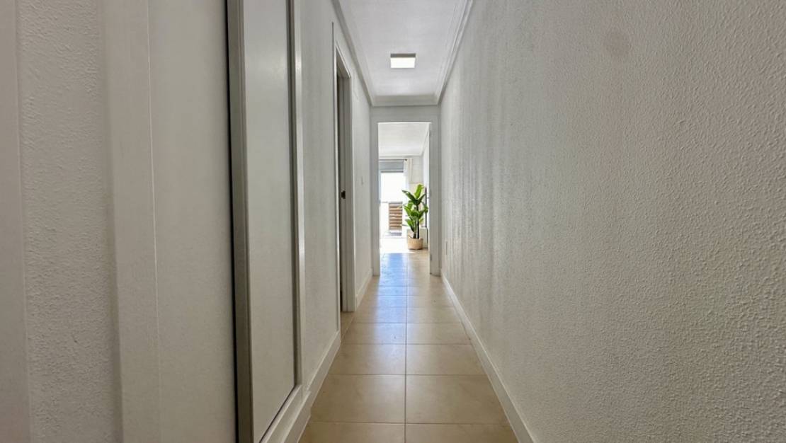 Sale - Apartment - Torrevieja - Torrevieja Centro