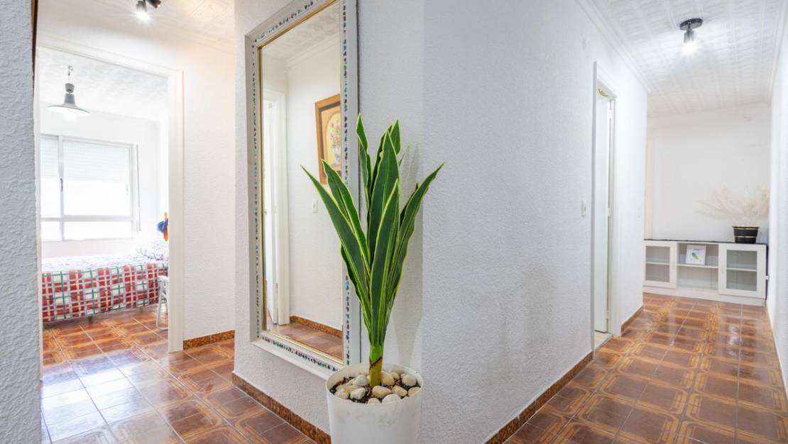 Sale - Apartment - Torrevieja - Torrevieja Centro