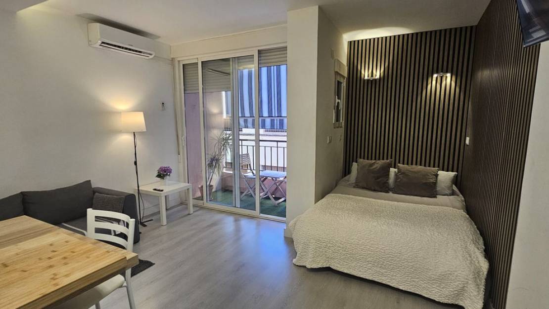 Sale - Apartment - Torrevieja - Torrevieja Centro