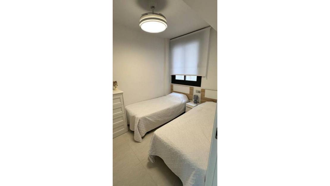 Sale - Apartment - Torrevieja - Torrevieja Centro