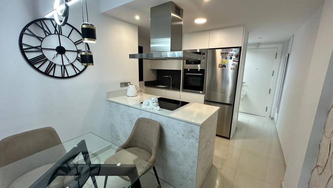 Sale - Apartment - Torrevieja - Torrevieja Centro