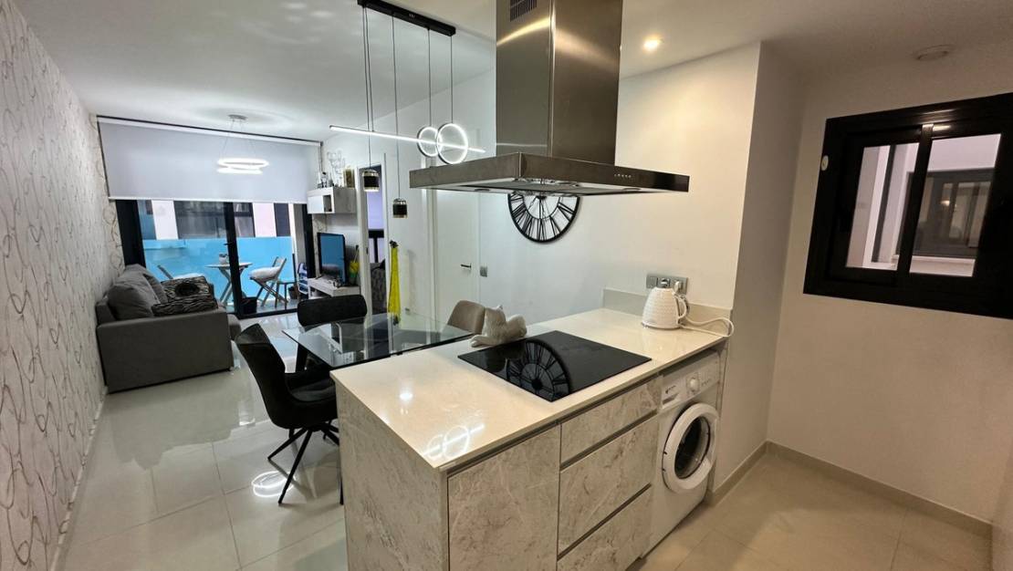 Sale - Apartment - Torrevieja - Torrevieja Centro