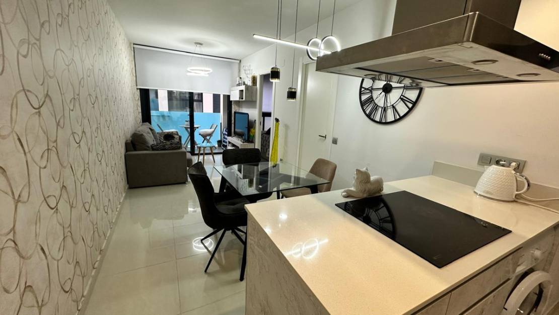 Sale - Apartment - Torrevieja - Torrevieja Centro
