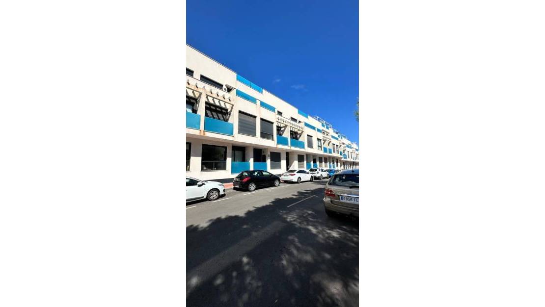 Sale - Apartment - Torrevieja - Torrevieja Centro