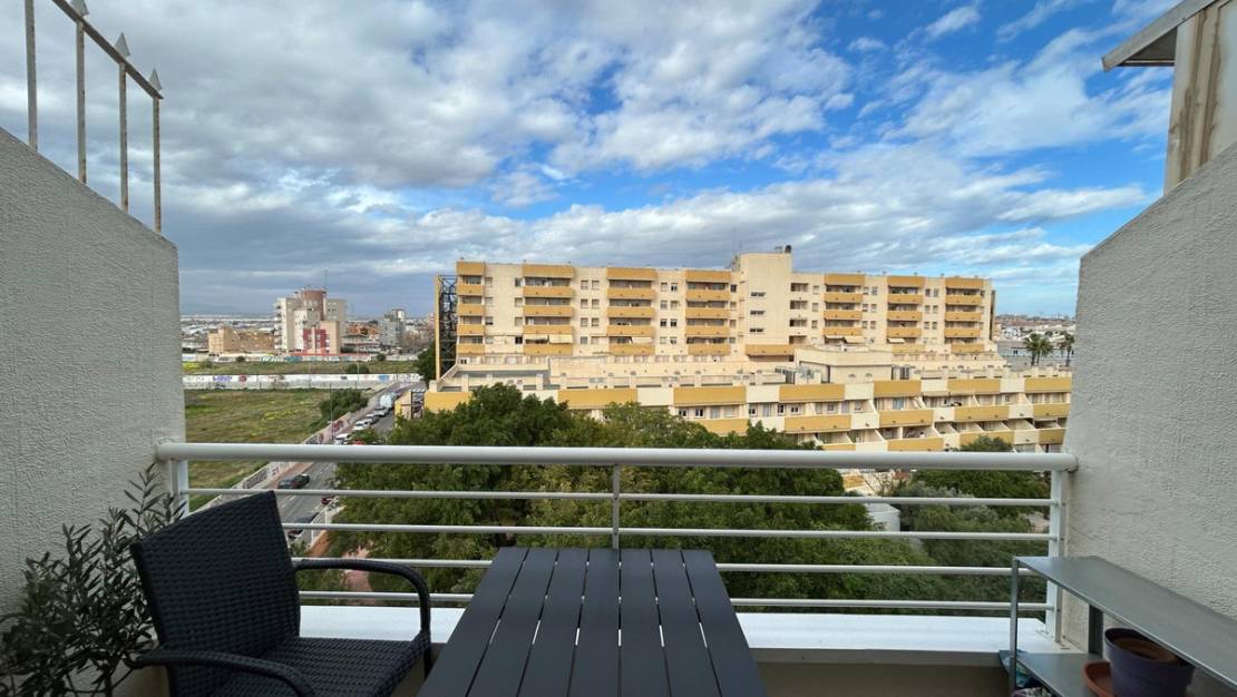 Sale - Apartment - Torrevieja - Torrevieja Centro