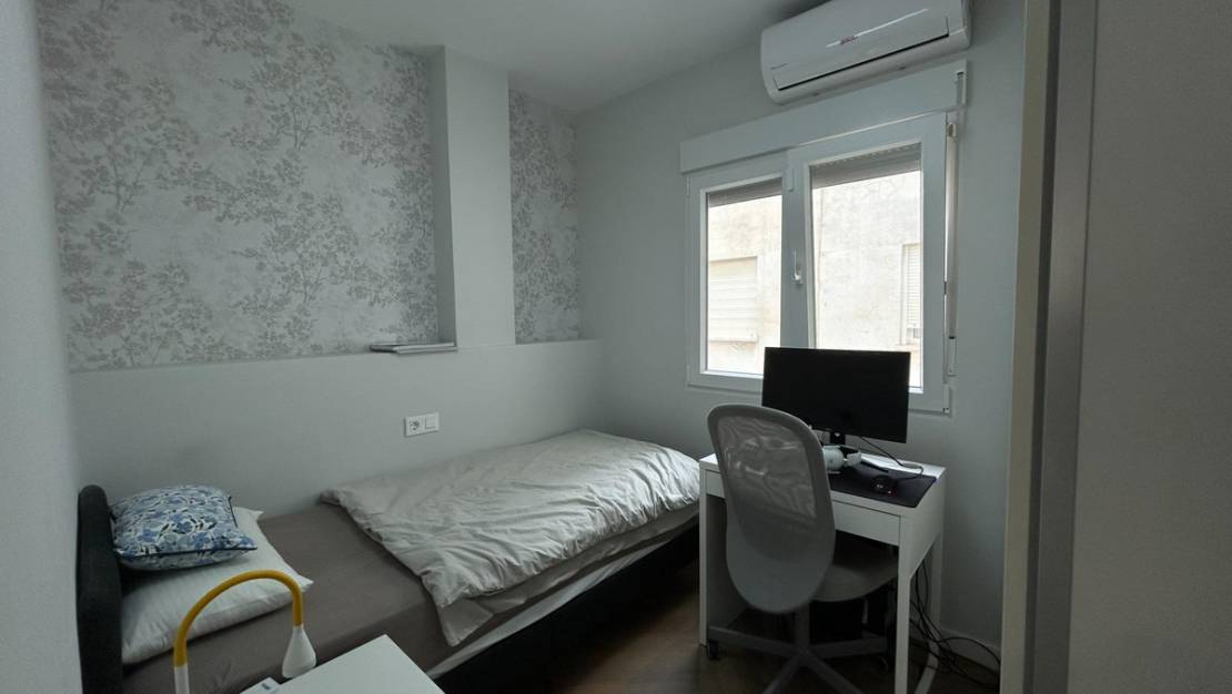 Sale - Apartment - Torrevieja - Torrevieja Centro