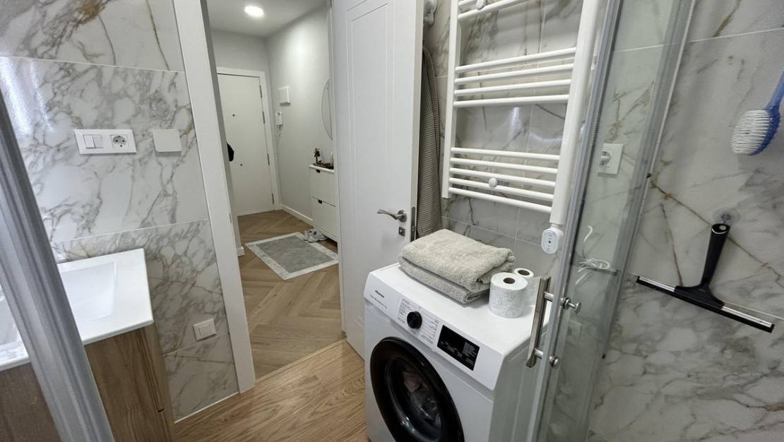 Sale - Apartment - Torrevieja - Torrevieja Centro