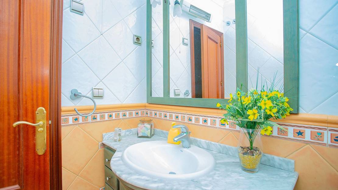 Sale - Apartment - Torrevieja - Torrevieja Centro