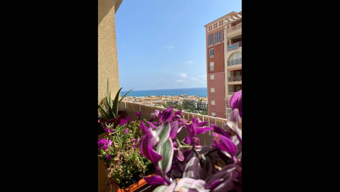 Sale - Apartment - Torrevieja - Torrevieja Centro