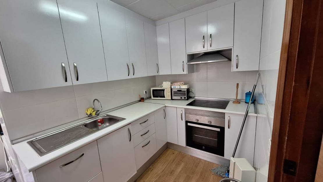 Sale - Apartment - Torrevieja - Torrevieja Centro