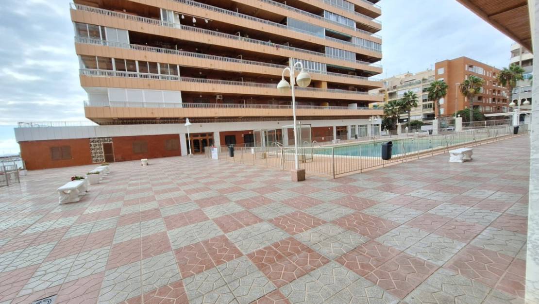 Sale - Apartment - Torrevieja - Torrevieja Centro