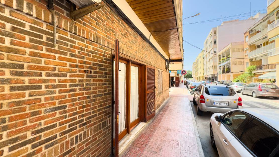 Sale - Apartment - Torrevieja - Torrevieja Centro