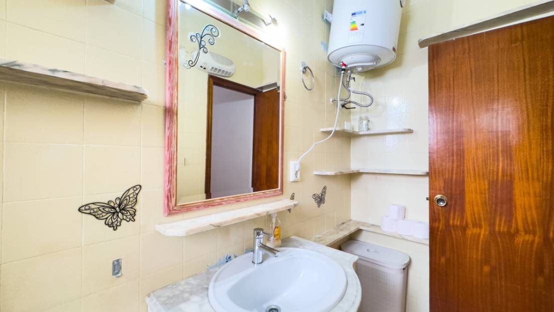 Sale - Apartment - Torrevieja - Torrevieja Centro