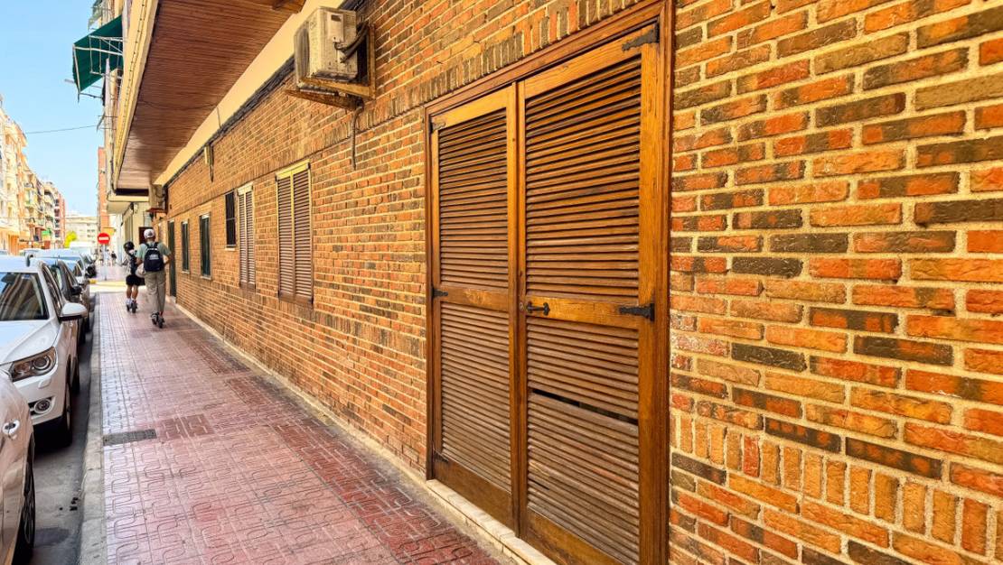 Sale - Apartment - Torrevieja - Torrevieja Centro