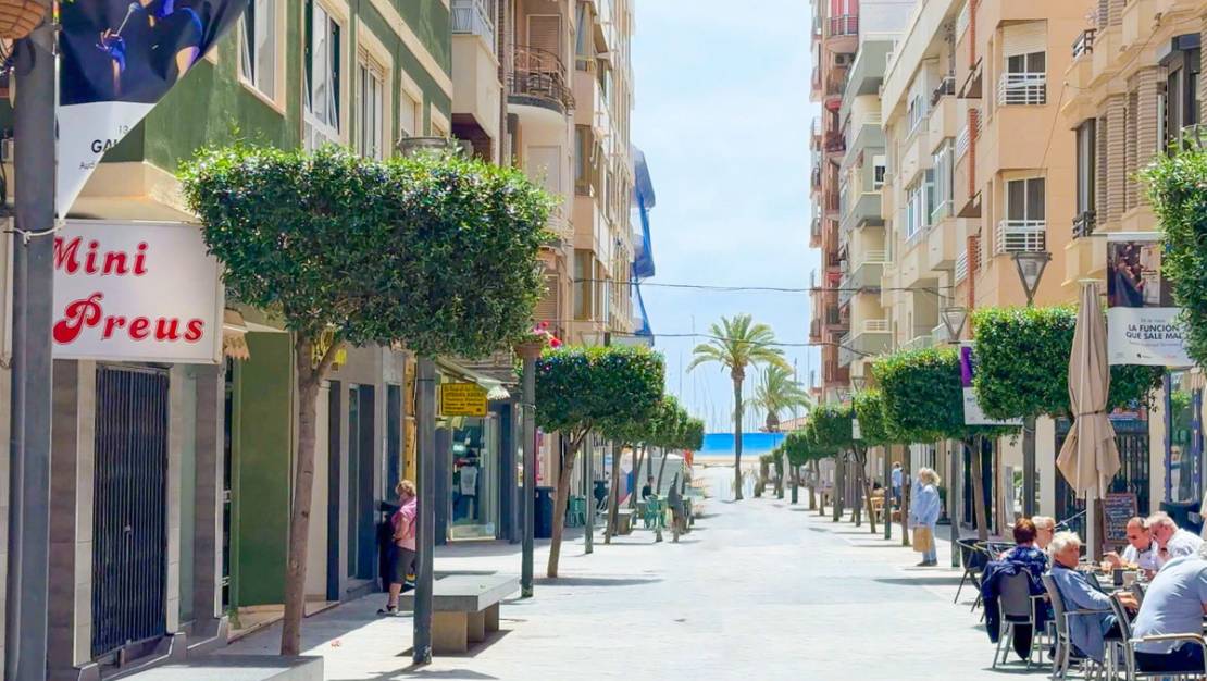 Sale - Apartment - Torrevieja - Torrevieja Centro