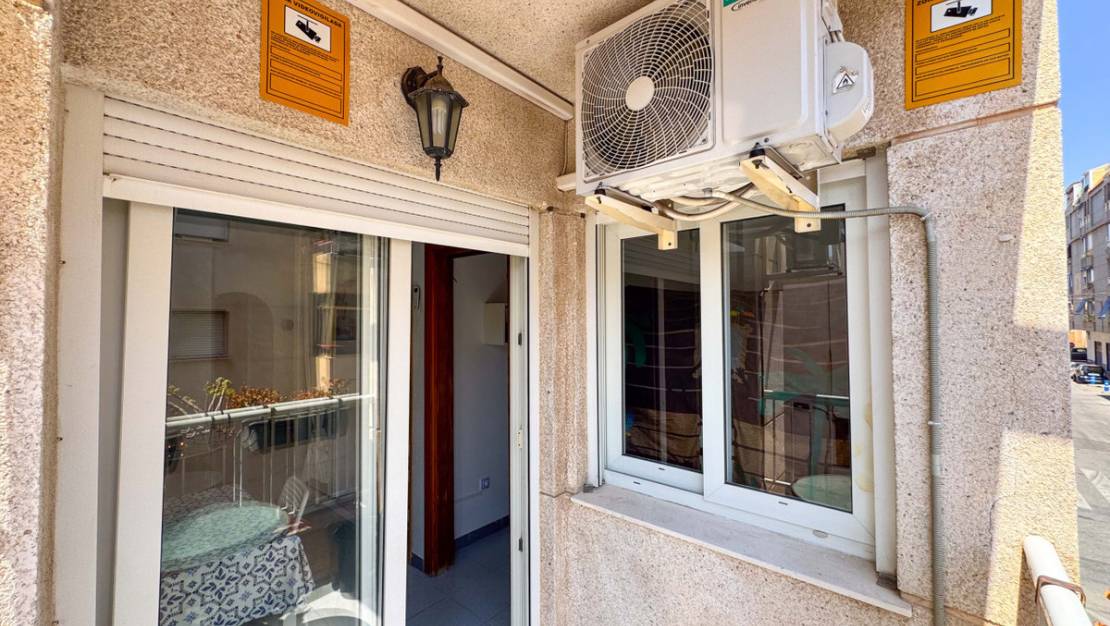 Sale - Apartment - Torrevieja - Torrevieja Centro