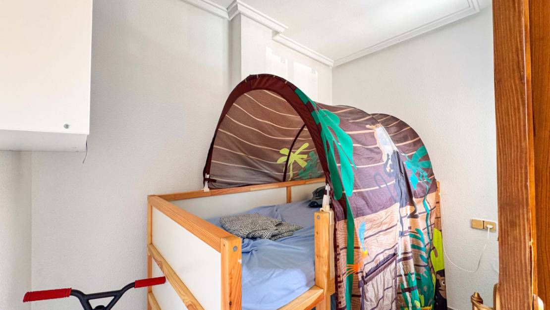 Sale - Apartment - Torrevieja - Torrevieja Centro