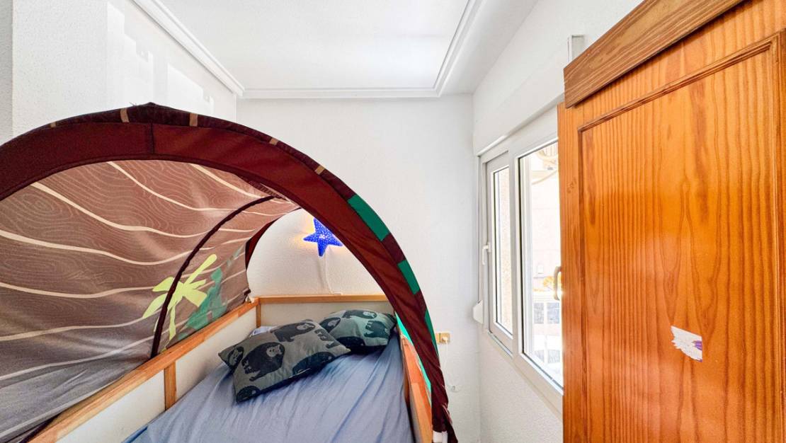 Sale - Apartment - Torrevieja - Torrevieja Centro