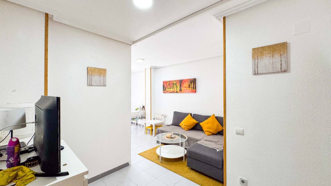 Sale - Apartment - Torrevieja - Torrevieja Centro