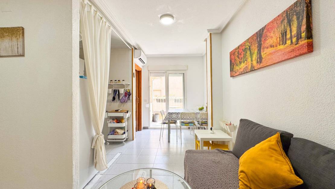 Sale - Apartment - Torrevieja - Torrevieja Centro