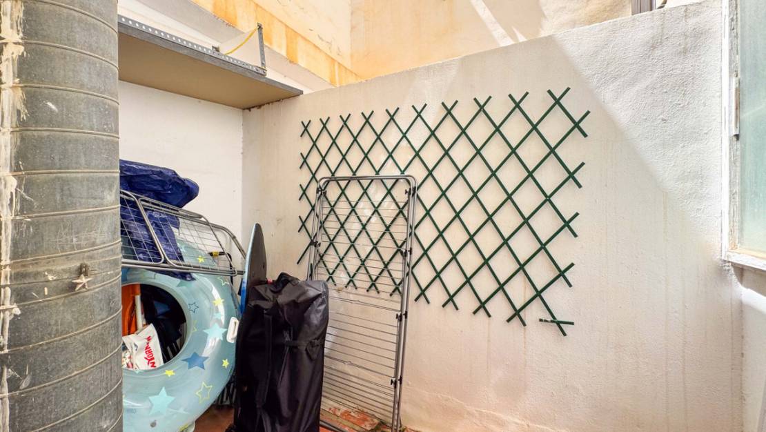 Sale - Apartment - Torrevieja - Torrevieja Centro