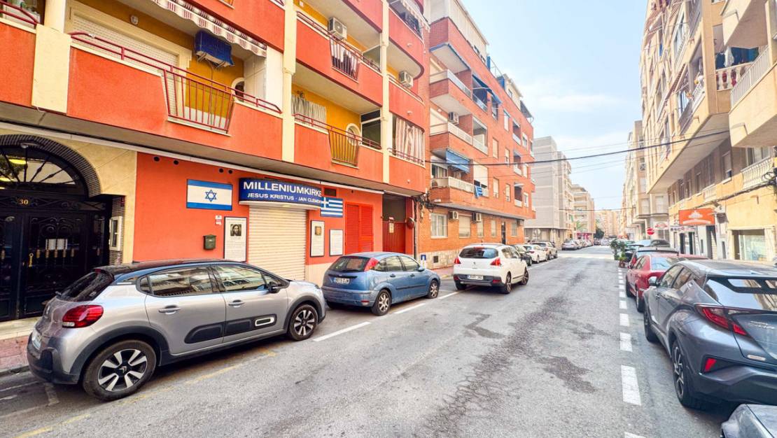 Sale - Apartment - Torrevieja - Torrevieja Centro