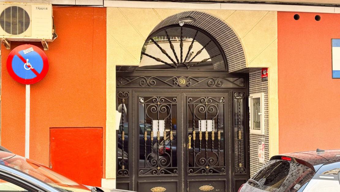 Sale - Apartment - Torrevieja - Torrevieja Centro