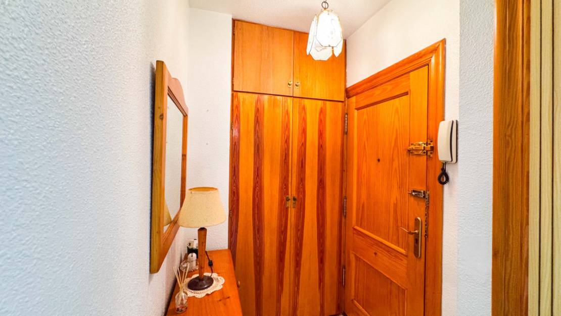 Sale - Apartment - Torrevieja - Torrevieja Centro