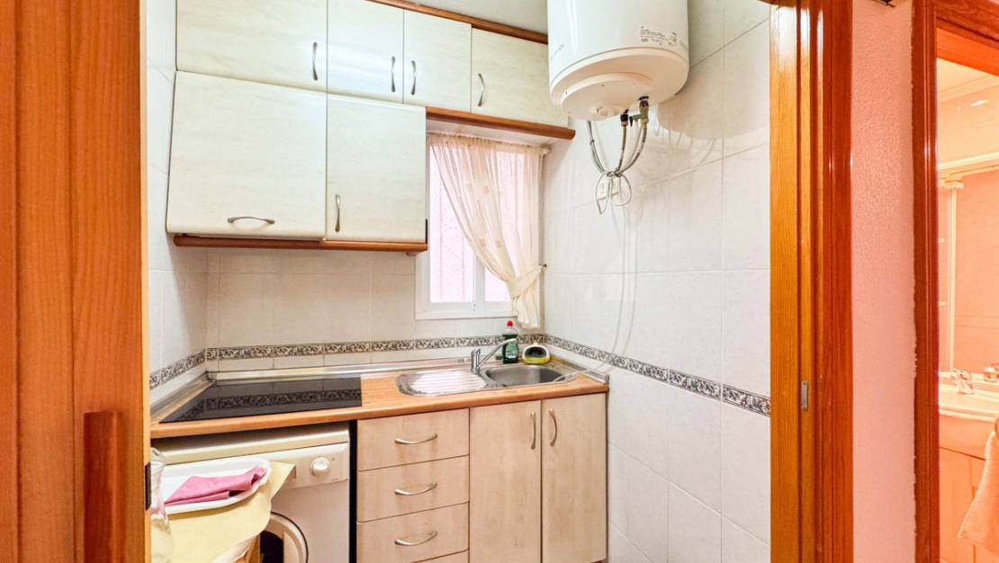 Sale - Apartment - Torrevieja - Torrevieja Centro