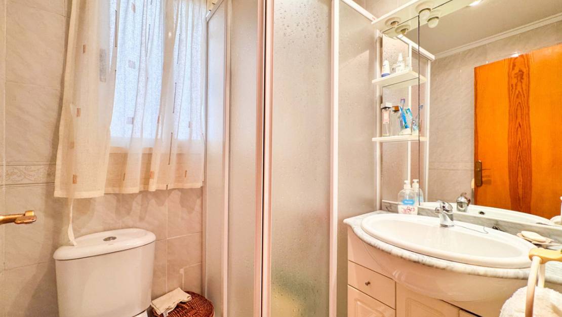 Sale - Apartment - Torrevieja - Torrevieja Centro