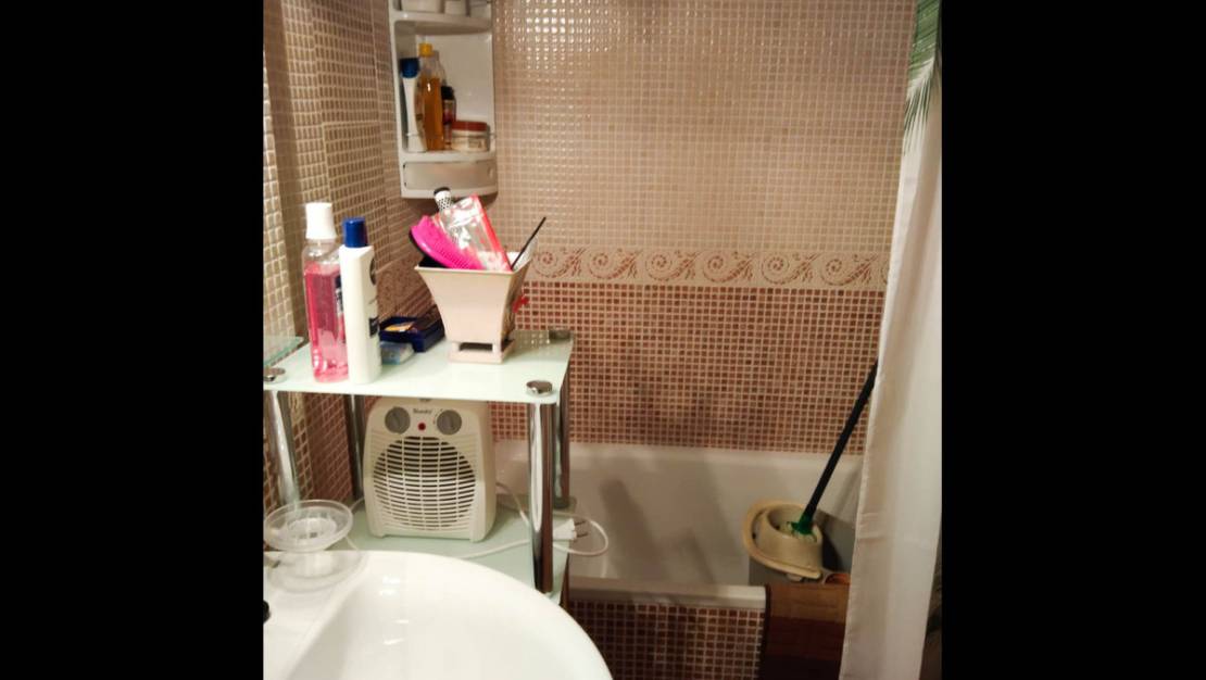 Sale - Apartment - Torrevieja - Torrevieja Centro