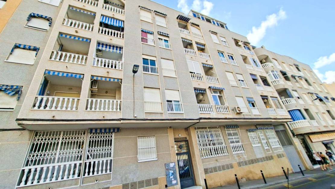 Sale - Apartment - Torrevieja - Torrevieja Centro