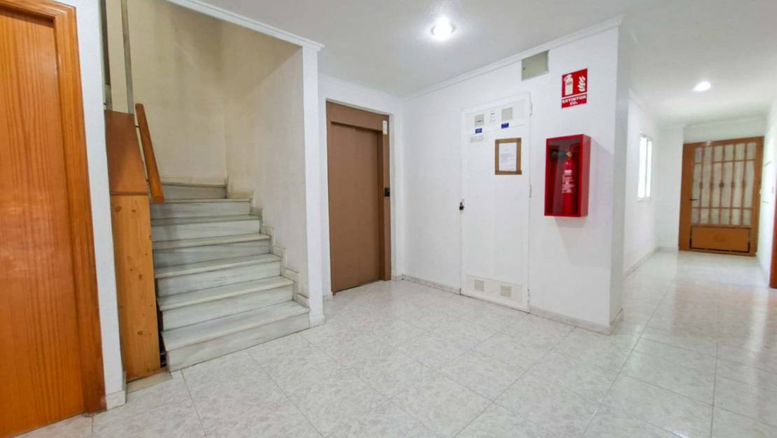 Sale - Apartment - Torrevieja - Torrevieja Centro