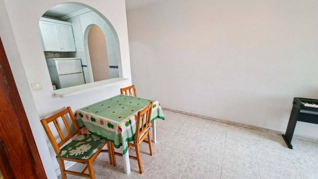 Sale - Apartment - Torrevieja - Torrevieja Centro