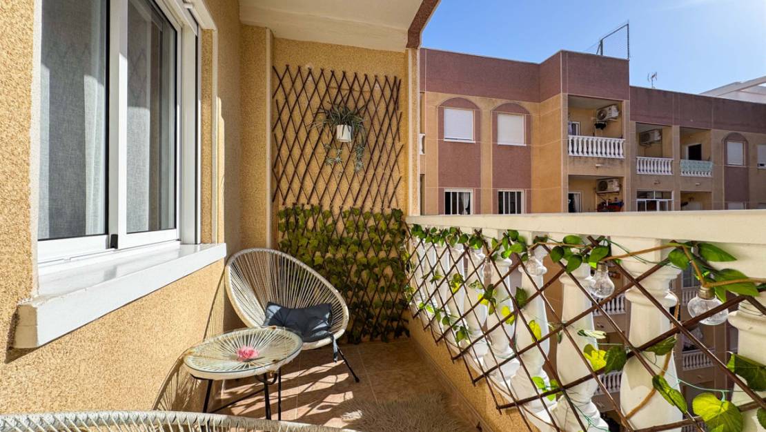Sale - Apartment - Torrevieja - Torrevieja Centro