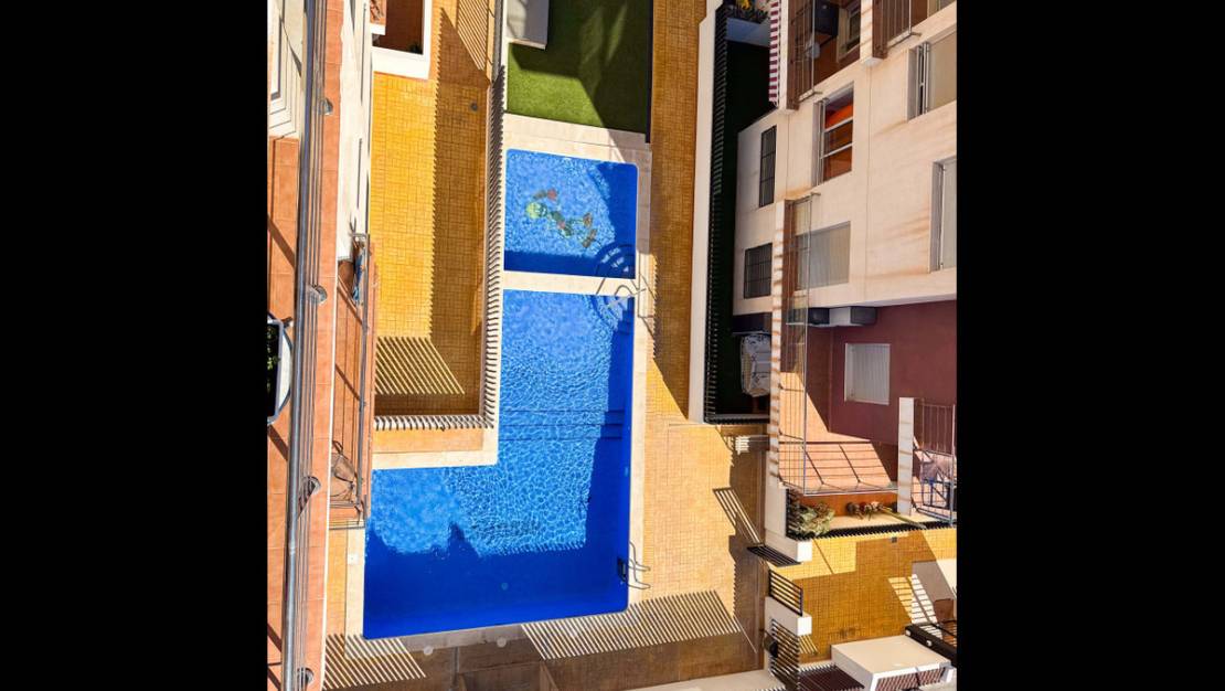 Sale - Apartment - Torrevieja - Torrevieja Centro