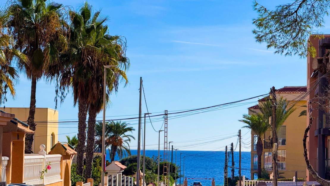 Sale - Apartment - Torrevieja - Torrevieja Centro