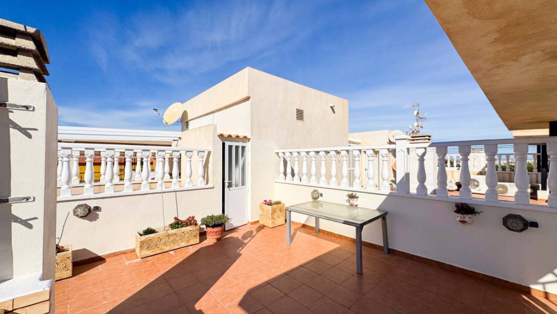 Sale - Apartment - Torrevieja - Torrevieja Centro