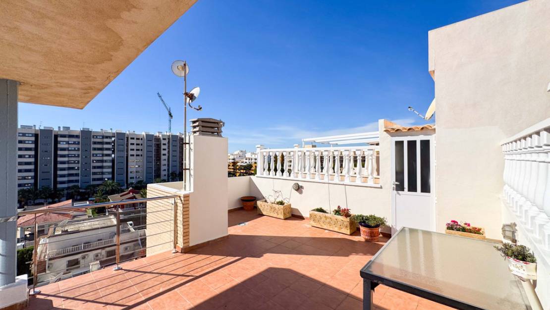 Sale - Apartment - Torrevieja - Torrevieja Centro