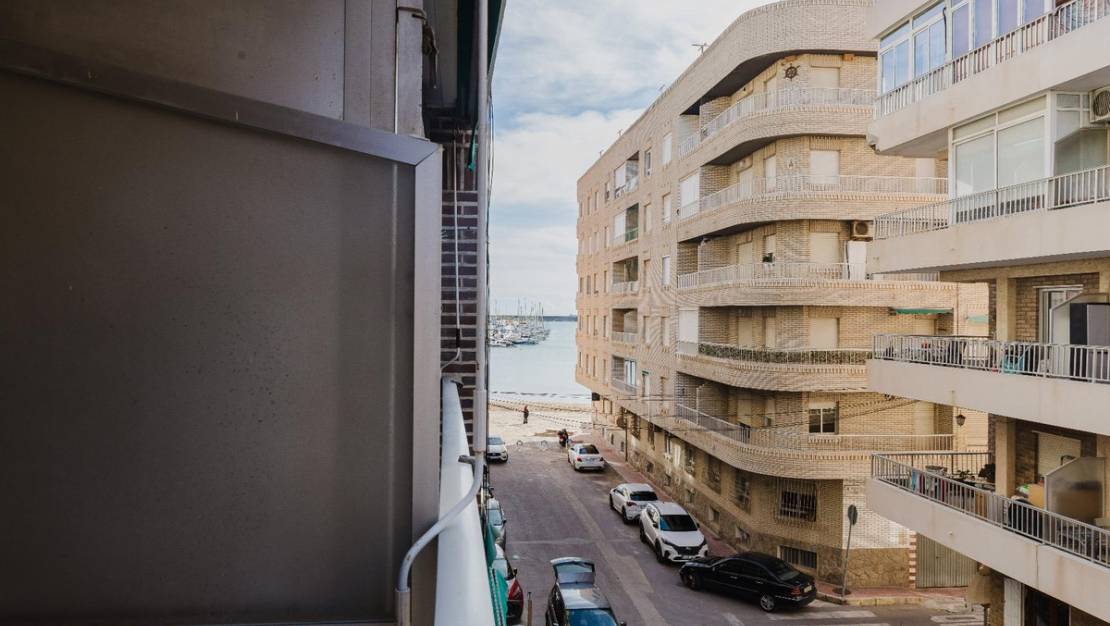 Sale - Apartment - Torrevieja - Torrevieja Centro