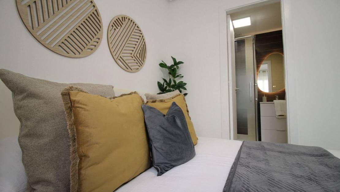 Sale - Apartment - Torrevieja - Torrevieja Centro